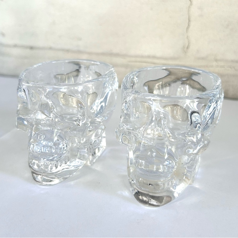 Pair of Skull Crystal Head Vodka Shot Glasses Barware